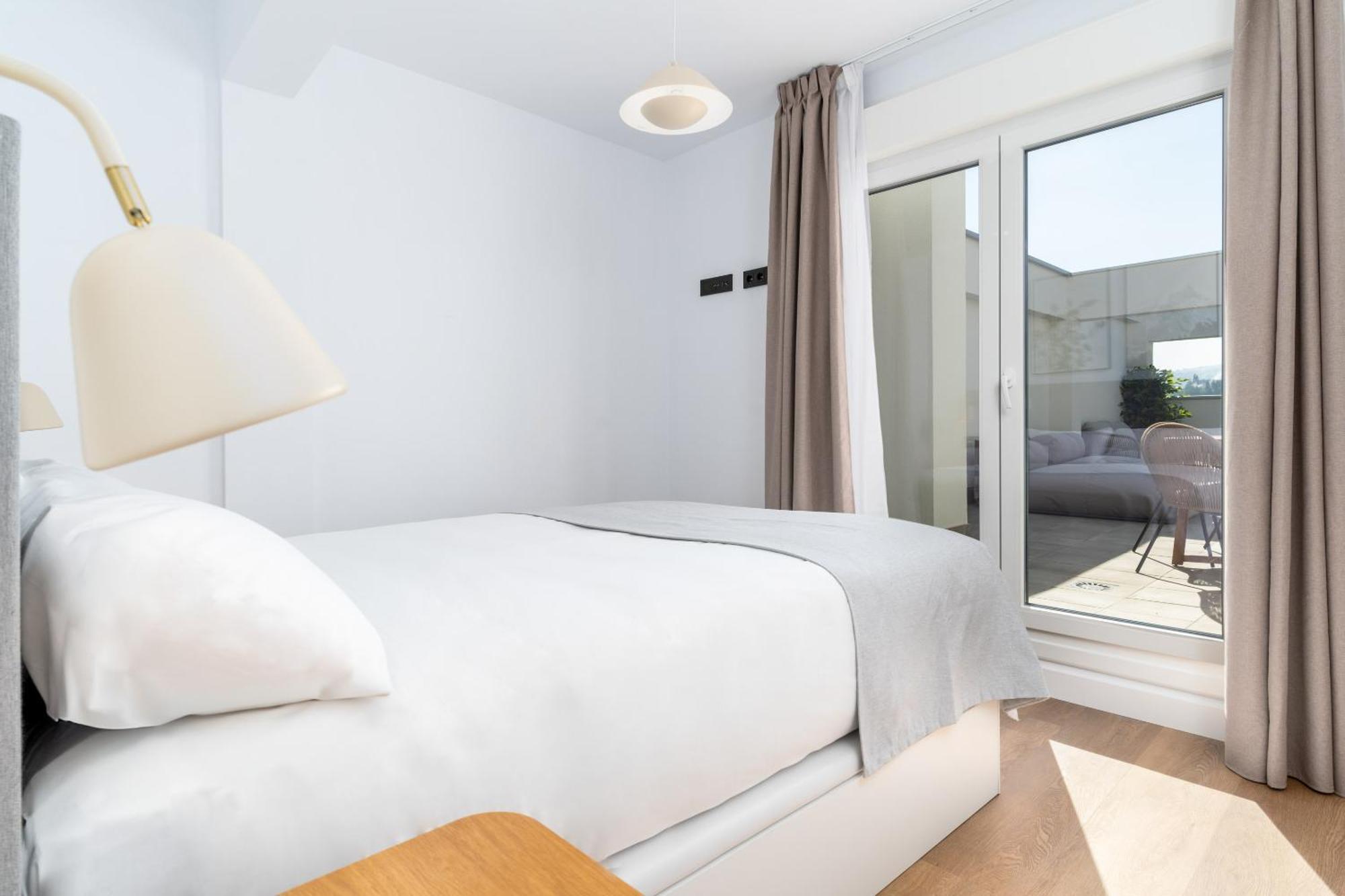 Limehome Oviedo Calle Postigo Bajo Exteriér fotografie