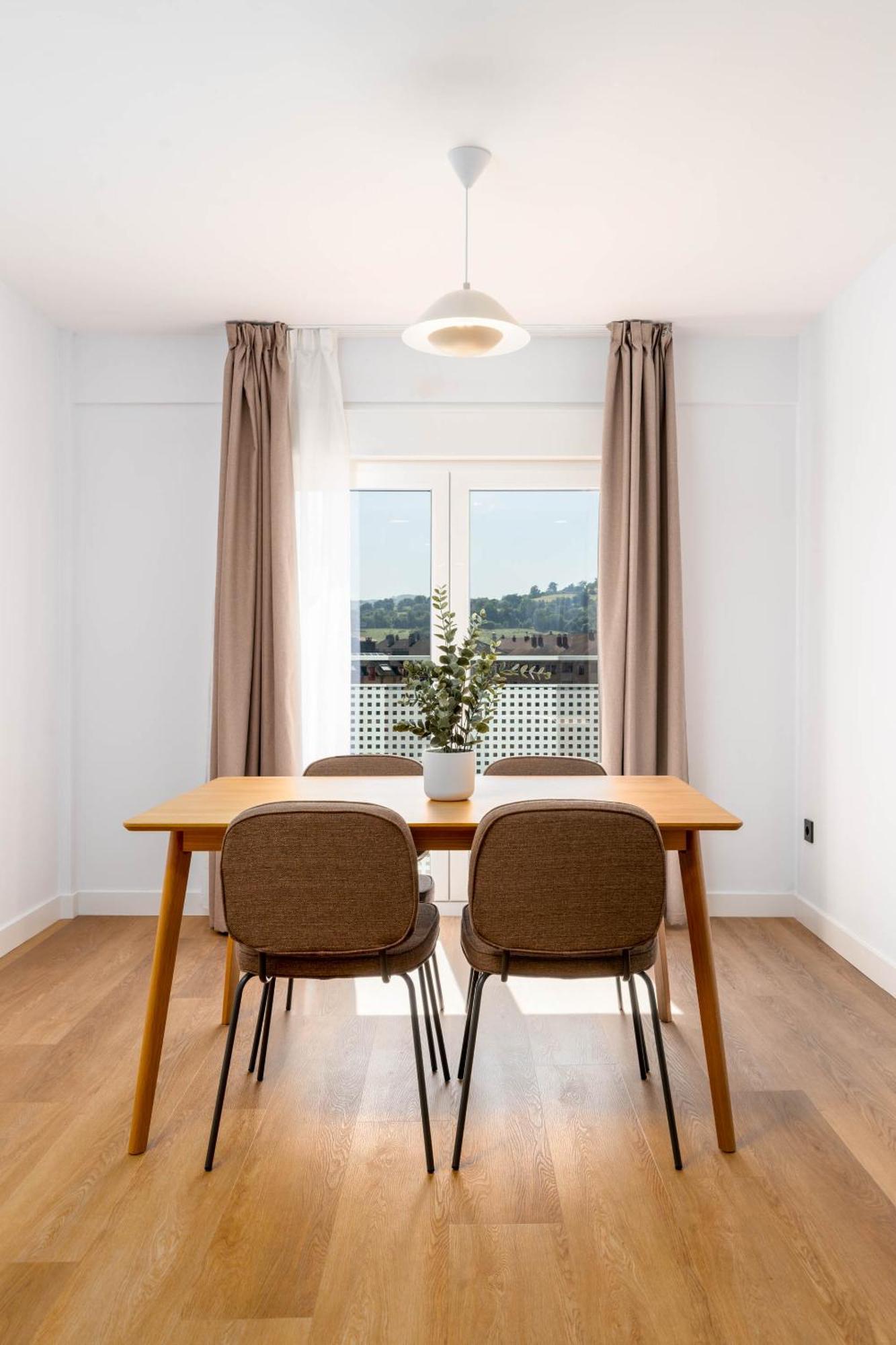 Limehome Oviedo Calle Postigo Bajo Exteriér fotografie